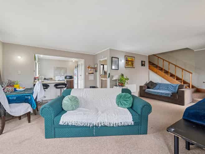 12B Phillip Street, Victoria