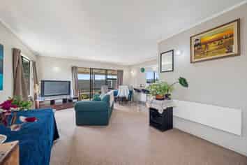 12B Phillip Street, Victoria