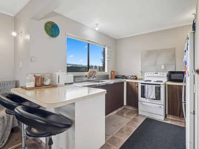 12B Phillip Street, Victoria