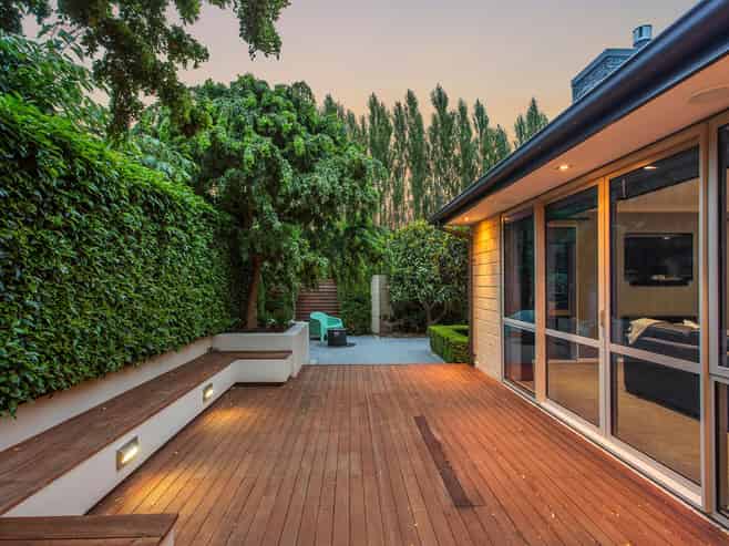 144 Hussey Road, Northwood