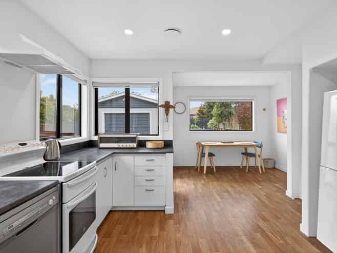 17 Pinewood Avenue, North New Brighton