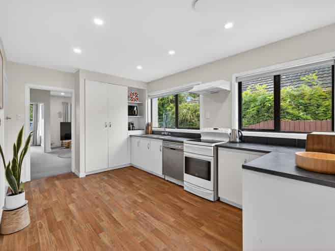 17 Pinewood Avenue, North New Brighton