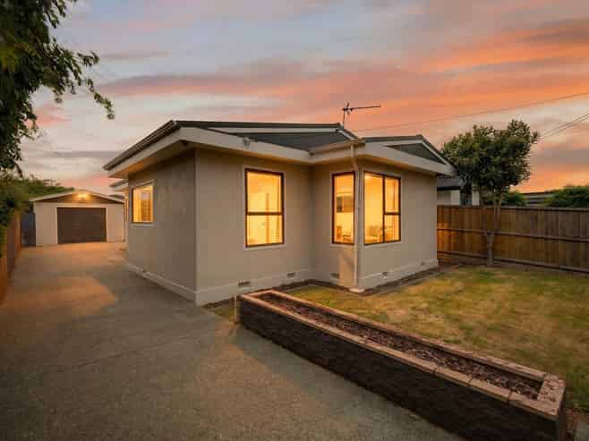 17 Pinewood Avenue, North New Brighton