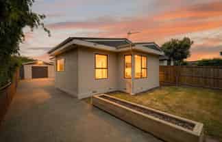 17 Pinewood Avenue, North New Brighton