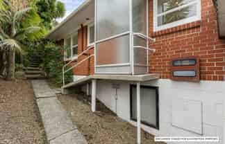 2/35 Simkin Avenue, Saint Johns