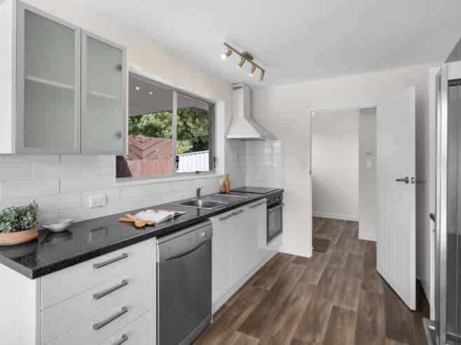 56 Charnwood Crescent, Bishopdale