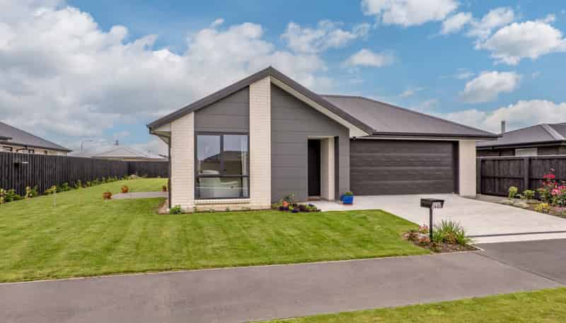 40 Eric Crozier Road, Darfield