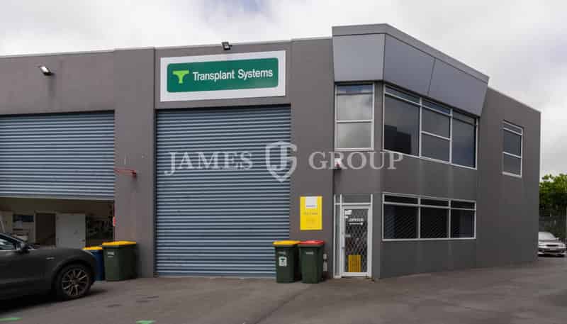 E/12 Paramount Drive, Henderson