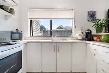 4/50  James Street, Glenholme