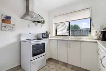 4/50  James Street, Glenholme