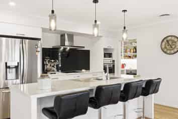 21 Ngahana Place, TURANGI