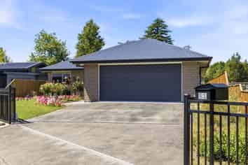 21 Ngahana Place, TURANGI