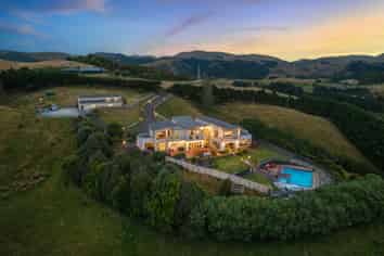 75B Paremata Haywards Road, PAUATAHANUI