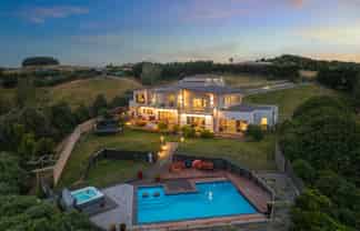 75B Paremata Haywards Road, PAUATAHANUI