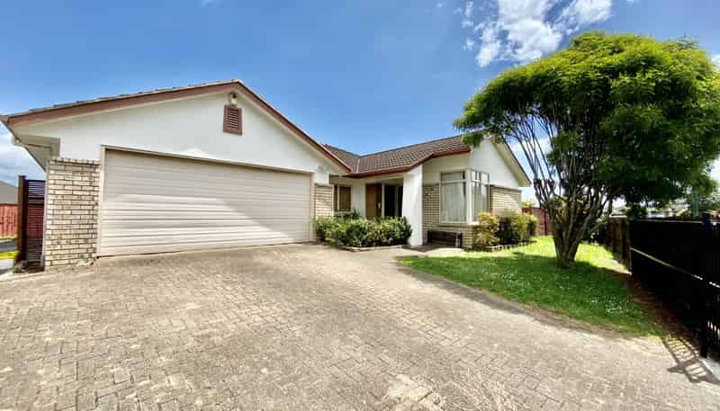 6 Magic Way, Randwick Park