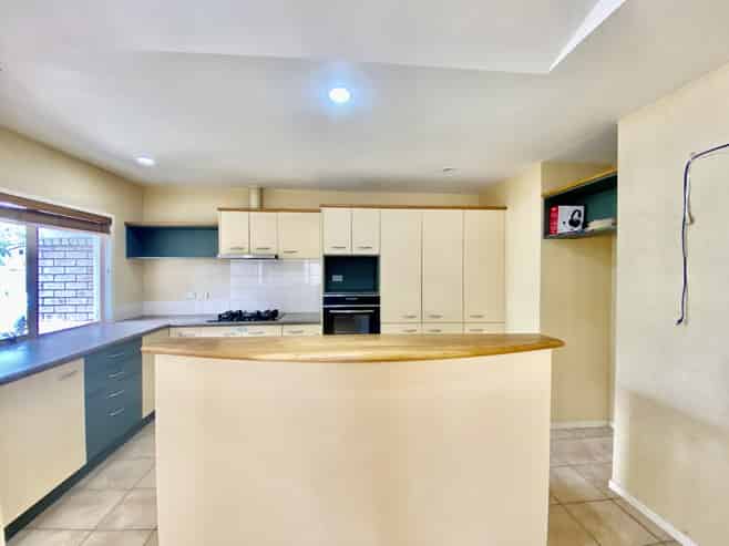 6 Magic Way, Randwick Park