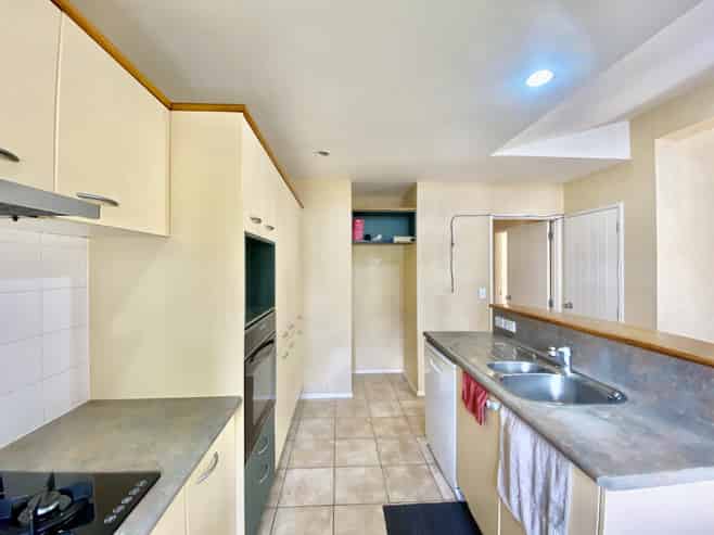 6 Magic Way, Randwick Park