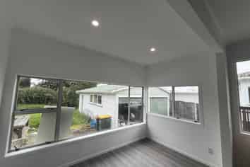 8 Wallath Road, Westown