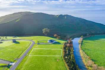 50 Punawaitai Road, Pourerere