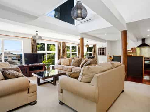 3A Whiorau Grove, Lowry Bay, Eastbourne