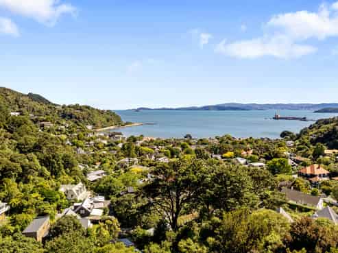 3A Whiorau Grove, Lowry Bay, Eastbourne