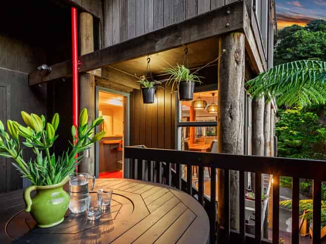 3a Whiorau Grove, Lowry Bay