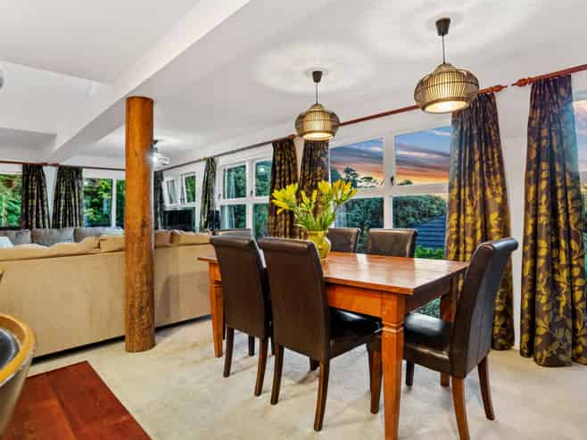 3a Whiorau Grove, Lowry Bay