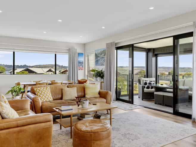 14 Pukenamu Road, Rainbow Point