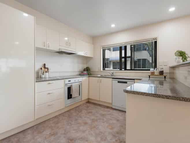 5c Puriri Avenue, Orewa