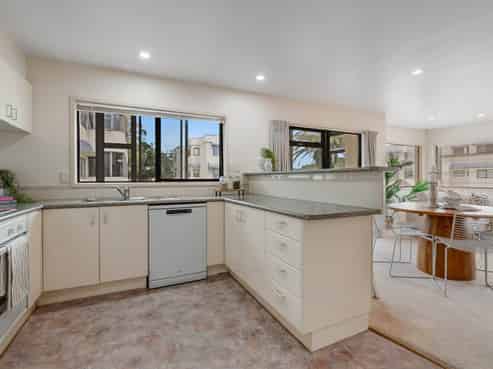 5c Puriri Avenue, Orewa