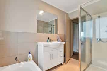 2  Reremoana Close, Hawera