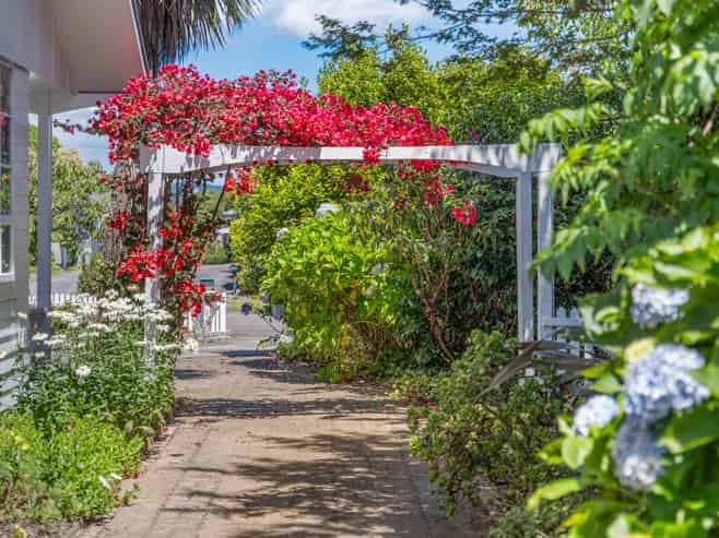 49 Sylvan Avenue, Waikanae