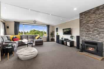 657 State Highway 14, Maunu