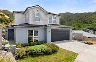 8 Porokaiwhiri Street, Crofton Downs