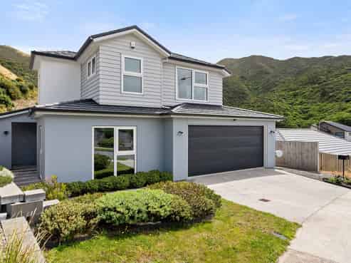 8 Porokaiwhiri Street, Crofton Downs