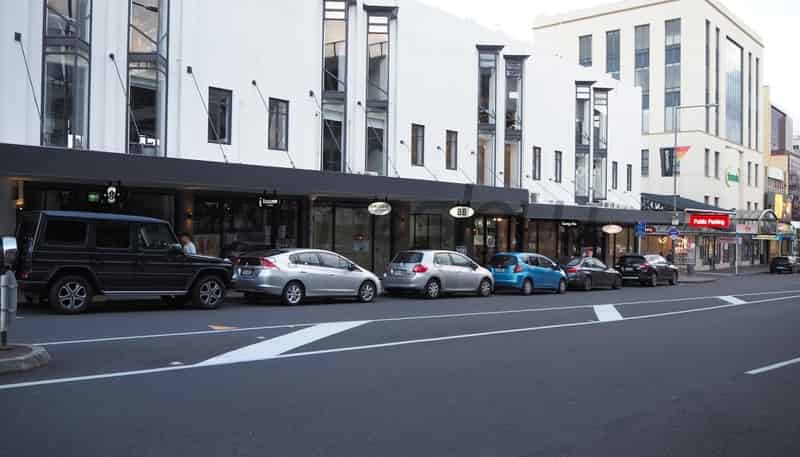 1A/88 Broadway, Newmarket