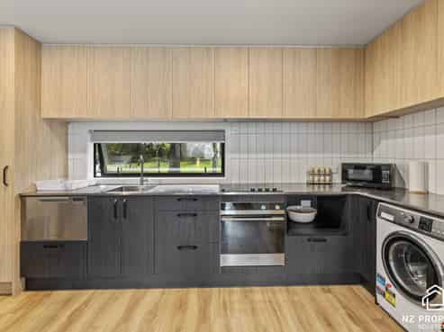 19 Dallas Lane, Caversham