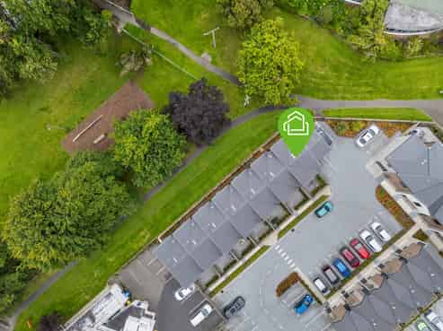 19 Dallas Lane, Caversham