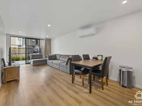 19 Dallas Lane, Caversham