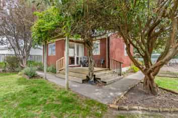 32A Cologne Street, Martinborough