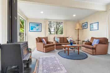 32A Cologne Street, Martinborough