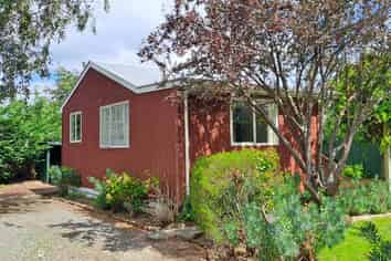 32A Cologne Street, Martinborough