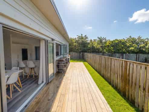 7 Orion Way, Featherston