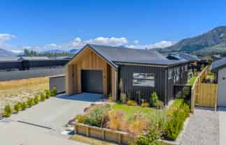 16 Guthrie Street, Lake Hawea