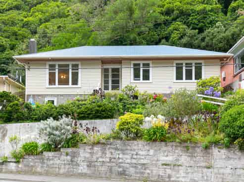 343 Ohiro Road, Brooklyn