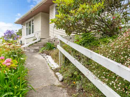 343 Ohiro Road, Brooklyn