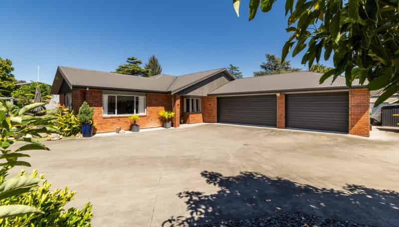 27A Mill Road, Clive