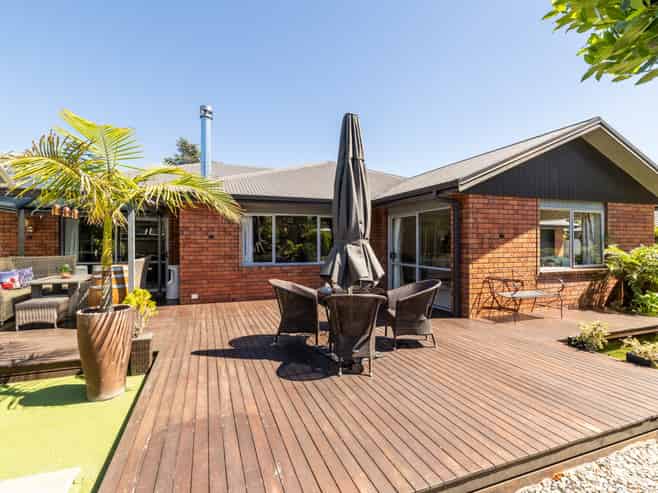 27A Mill Road, Clive