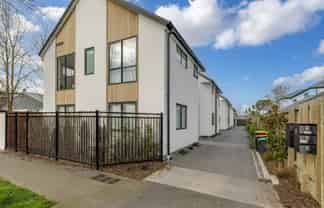 3/60 Bishop Street, Saint Albans