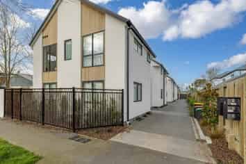 3/60 Bishop Street, Saint Albans